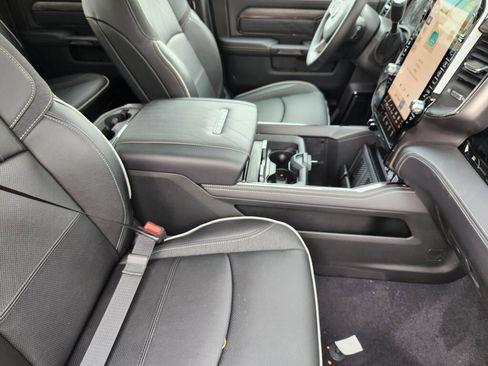 New 2026 RAM 2500 Limited image 13