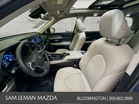 Used 2024 Toyota Grand Highlander XLE image 21