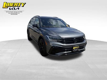 Used 2024 Volkswagen Tiguan SE R-Line