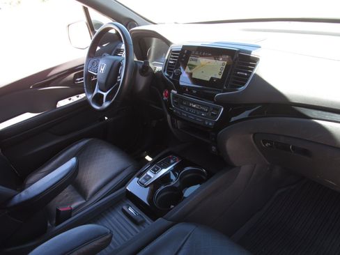 Used 2020 Honda Passport Touring image 10
