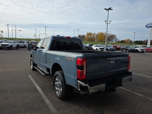 Used 2023 Ford F350 Lariat w/ Tow Technology Package image 3
