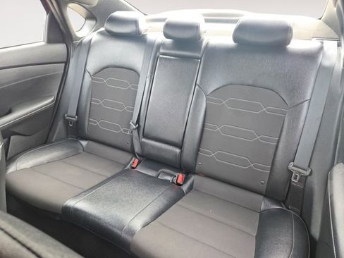 Used 2023 Kia Forte GT-Line image 13