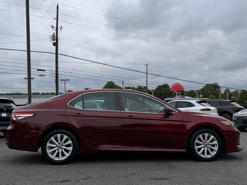 Used 2020 Toyota Camry LE FWD image 6