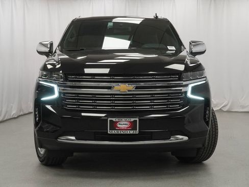Used 2024 Chevrolet Suburban Premier image 8