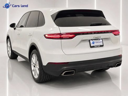 Used 2019 Porsche Cayenne AWD/4WD image 6