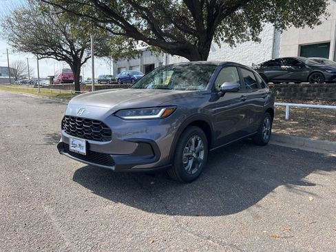 New 2026 Honda HR-V LX image 3