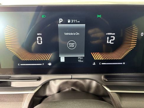 New 2026 Kia Carnival EX FWD image 26