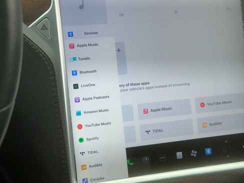 Used 2017 Tesla Model S 75 image 17