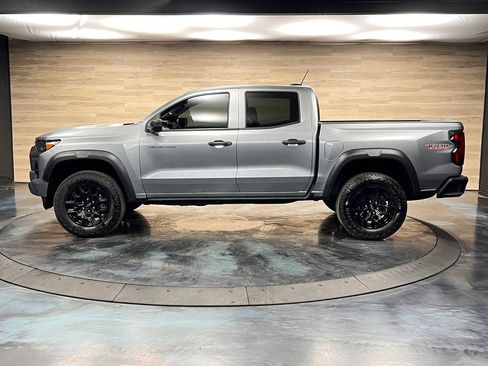 Used 2025 Chevrolet Colorado Trail Boss image 19