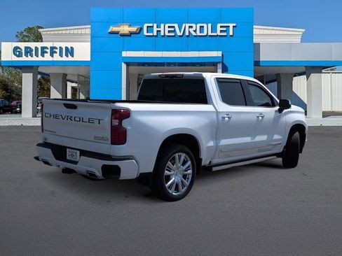 Used 2024 Chevrolet Silverado 1500 High Country AWD/4WD image 4