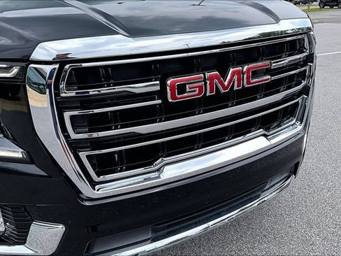 Used 2024 GMC Yukon SLT AWD/4WD image 34