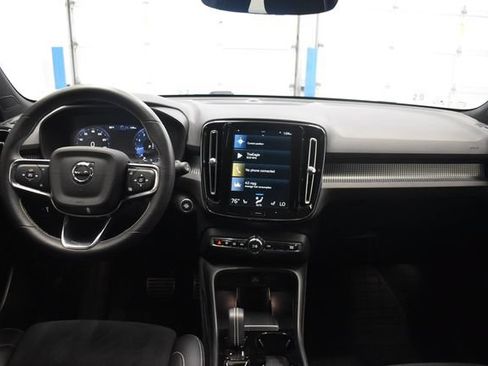 Used 2021 Volvo XC40 T5 R-Design w/ Advanced Package AWD/4WD image 5