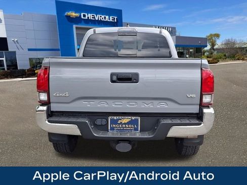 Used 2021 Toyota Tacoma SR5 AWD/4WD image 25