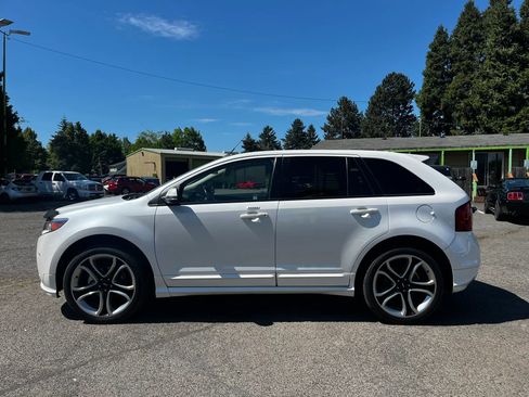 Used 2014 Ford Edge Sport w/ Driver Entry Package AWD/4WD image 6