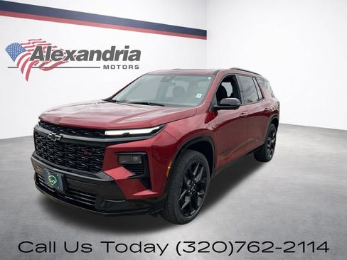 Certified 2024 Chevrolet Traverse RS w/ LPO, Floor Liner Package AWD/4WD image 1