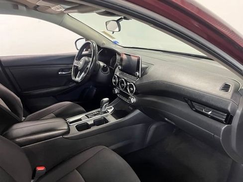 Used 2021 Nissan Sentra SV FWD image 11