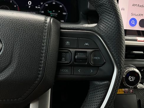 Used 2024 Toyota Tacoma Limited w/ Limited Package (LT) image 41