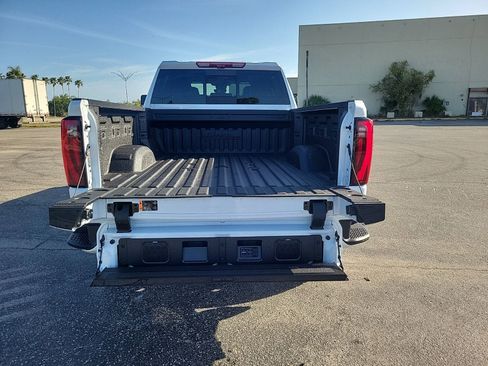 New 2026 GMC Sierra 2500 Denali Ultimate AWD/4WD image 7