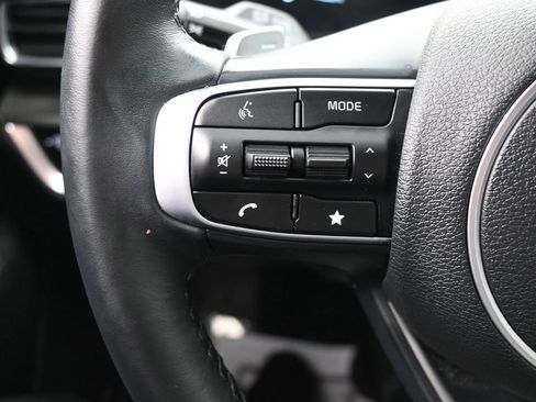 Used 2025 Kia Sportage EX image 23