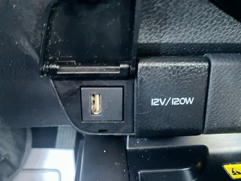 Used 2023 Toyota Camry XSE image 24