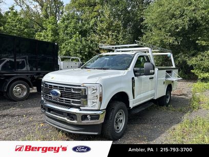 New 2025 Ford F350 XL w/ XL Chrome Package