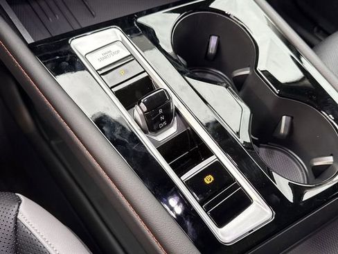 New 2026 Volkswagen Atlas Peak Edition AWD/4WD image 14