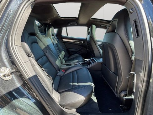 Used 2017 Porsche Panamera 4S image 44