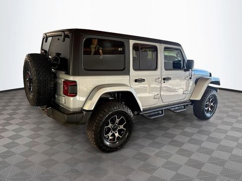 Used 2023 Jeep Wrangler Unlimited Sahara w/ Cold Weather Group AWD/4WD image 6