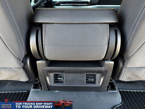 Used 2024 Chevrolet Silverado 3500 LT AWD/4WD image 29