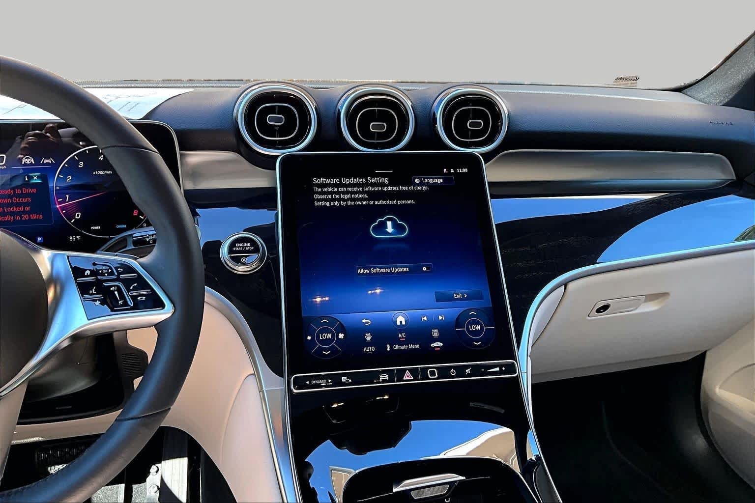 Certified 2026 Mercedes-Benz GLC 300 image 7