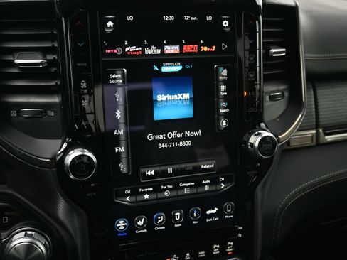 Used 2020 RAM 1500 Limited w/ Black Appearance Package image 33