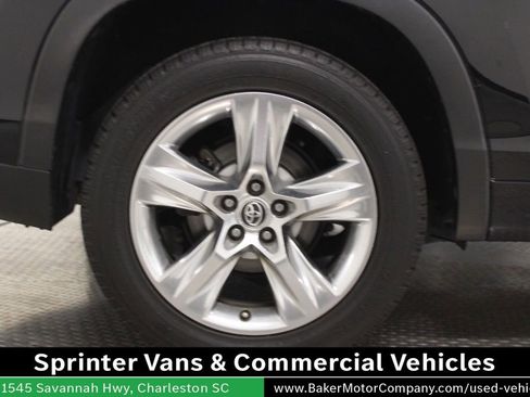 Used 2016 Toyota Highlander Limited FWD image 13