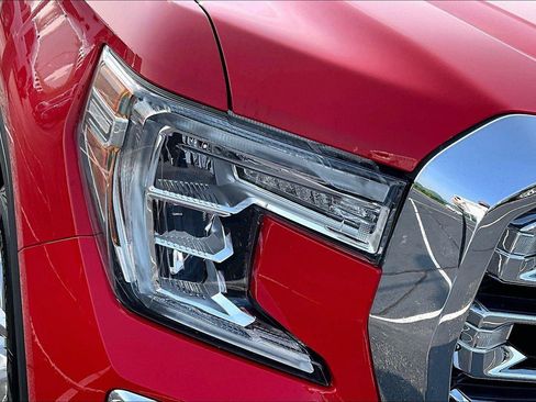 Used 2020 GMC Sierra 1500 SLT w/ SLT Premium Package AWD/4WD image 29