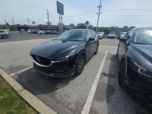 Used 2018 MAZDA CX-5 Touring w/ Preferred Equipment Package AWD/4WD image 3