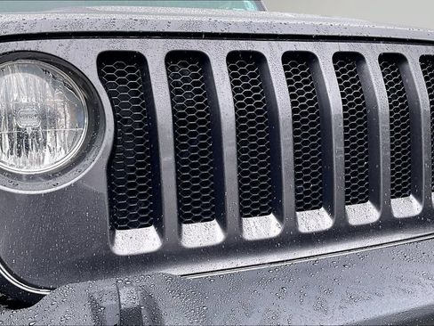 Used 2020 Jeep Wrangler Unlimited Sport AWD/4WD image 30