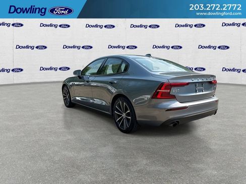 Used 2021 Volvo S60 T5 Momentum w/ Protection Package FWD image 6