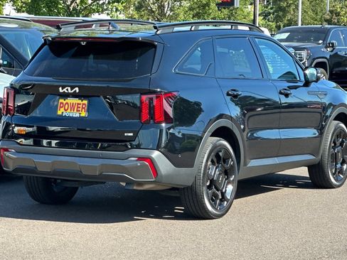 Used 2024 Kia Sorento SX Prestige w/ Sage Leather Package AWD/4WD image 4