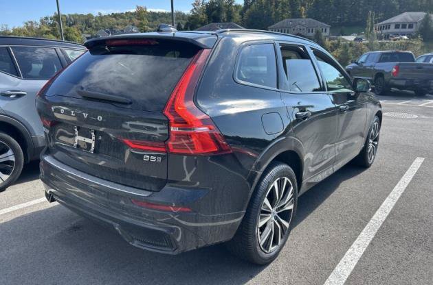 Used 2024 Volvo XC60 B5 Plus w/ Protection Package Premier AWD/4WD image 11