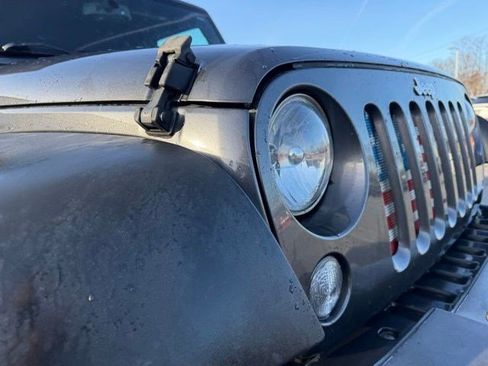 Used 2017 Jeep Wrangler Unlimited Sport w/ Quick Order Package 24S image 10