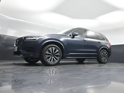 Used 2021 Volvo XC90 T5 Momentum w/ Protection Package Premier AWD/4WD image 43