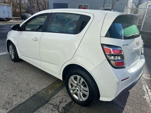 Used 2017 Chevrolet Sonic LT image 5