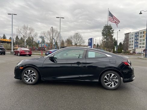 Used 2016 Honda Civic LX-P image 2