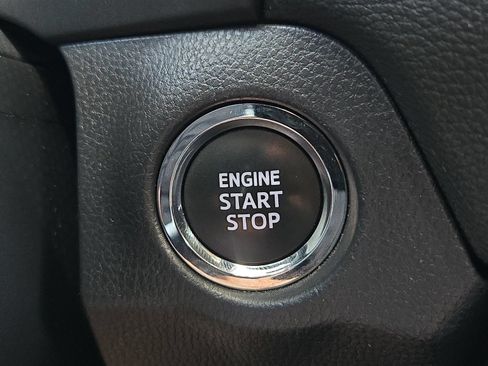 Used 2024 Toyota RAV4 XLE FWD image 19