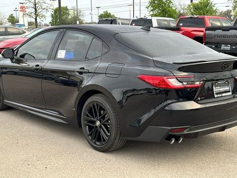 New 2026 Toyota Camry SE image 6