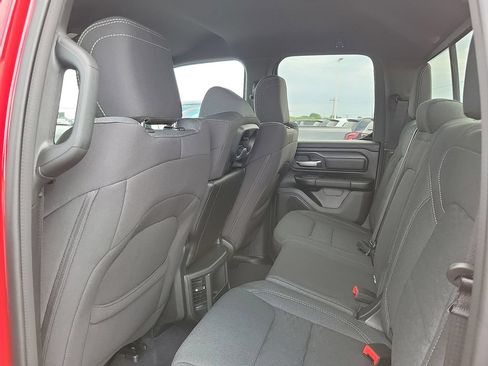 New 2026 RAM 1500 Express AWD/4WD image 10