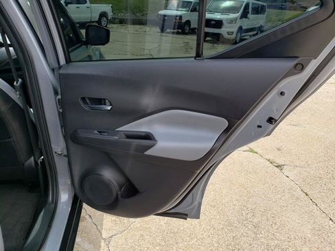 Used 2022 Nissan Kicks SR FWD image 18