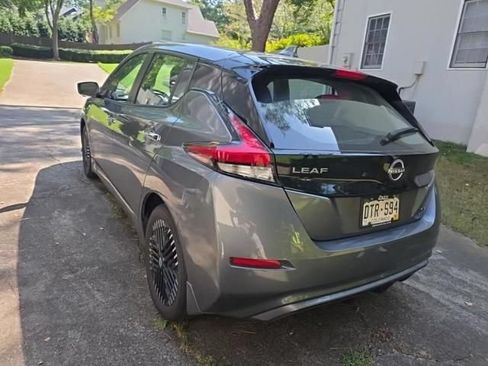 Used 2025 Nissan Leaf SV Plus FWD image 2