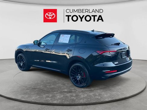 Used 2022 Maserati Levante Modena AWD/4WD image 3
