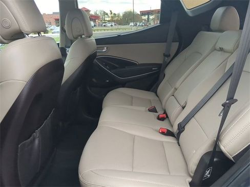 Used 2017 Hyundai Santa Fe Sport image 13