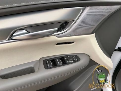 Used 2023 Cadillac XT5 Premium Luxury w/ LPO, Floor Liner Package FWD image 10